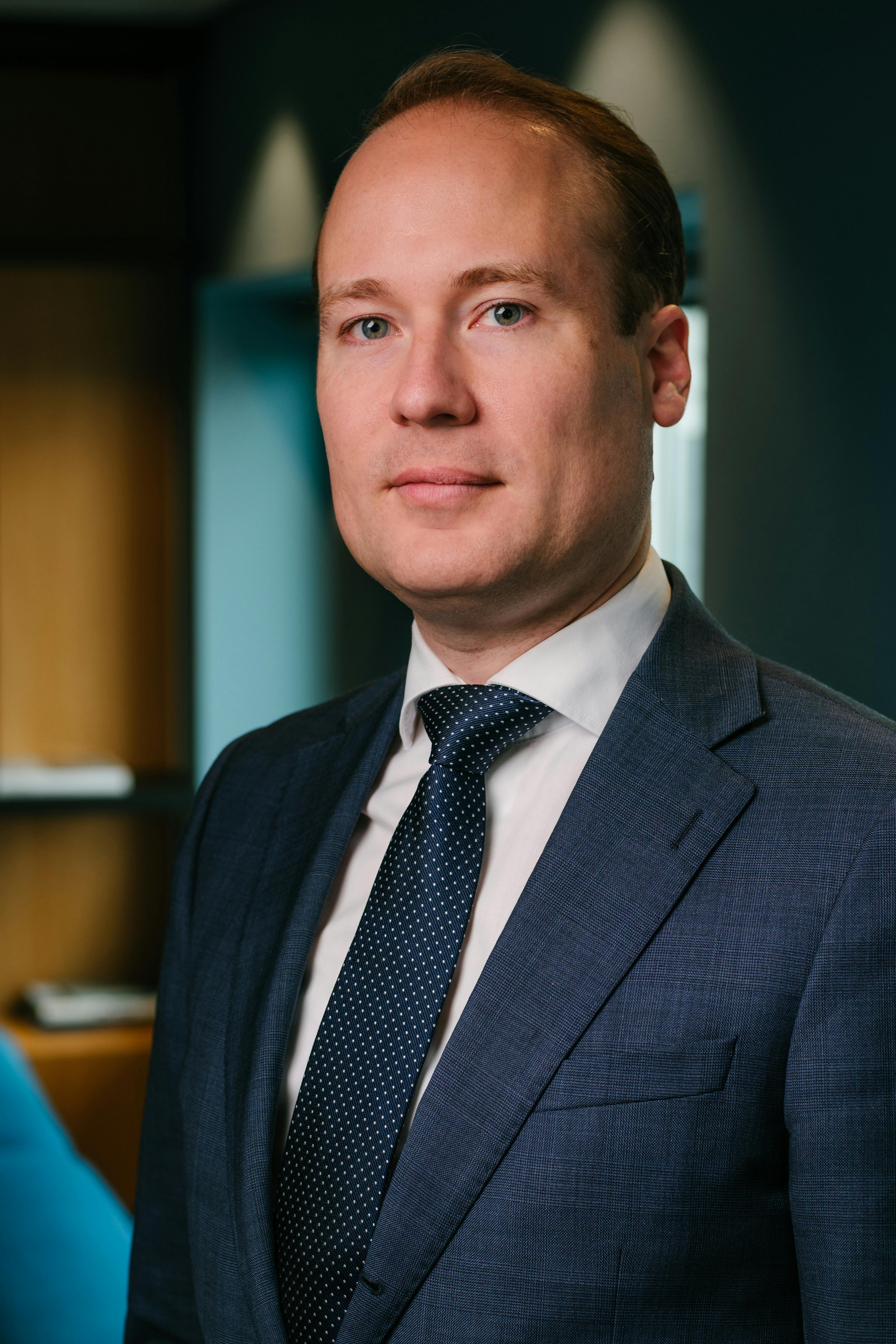 Robert van der Hauw, Amsterdam