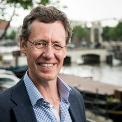 Robert J. de Boer