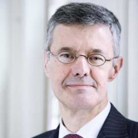 Prof. dr. Leen Paape RA RO CIA