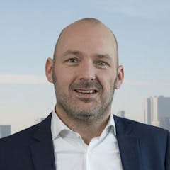 Dr. Niels van der Weerdt