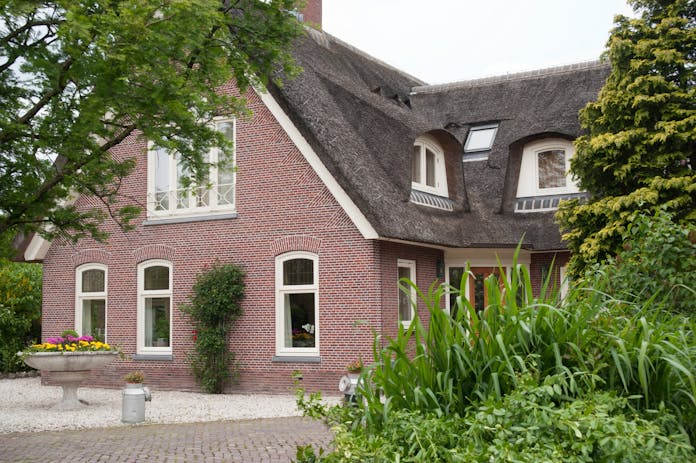 Staying near Keukenhof