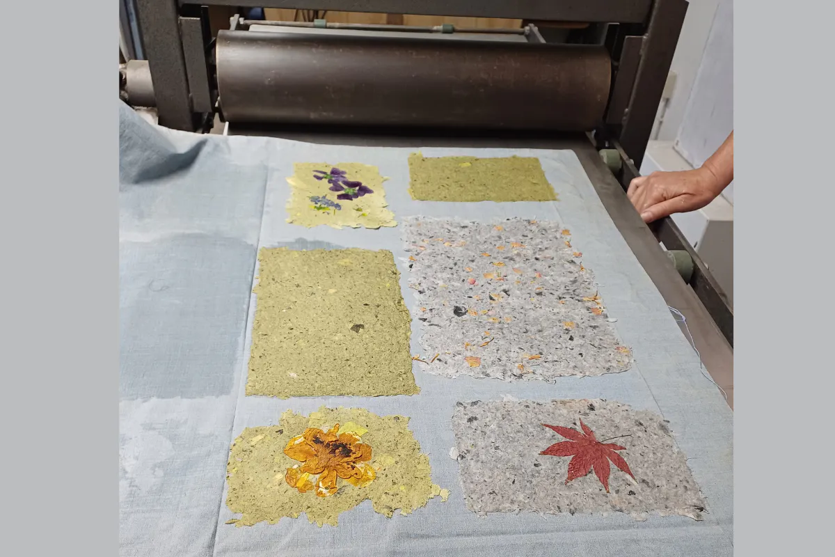 W24: Workshop Papier scheppen