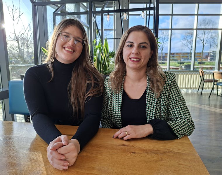 Klantregisseurs Elma en Lamia