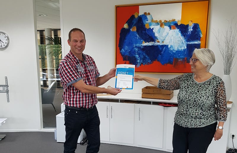 v.l.n.r. Erwin van Eeten (general manager, De kroes), Annemarie Timmermans (Camina)