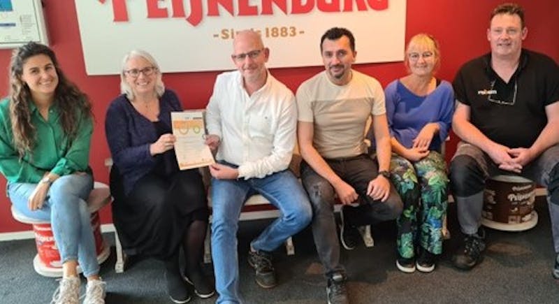 v.l.n.r.: Lissa Bijnen (Procestechnoloog | Vertegenwoordiger vanuit de OR), Annemarie Timmermans (Vignet auditor), Frank van Hoof (Plantmanager), Ayhan Dülger (Planner en vervangend Ploegleider BHV), Jacqueline Kroezen (HR), Stephan van Moorsel (Hoofd TD)