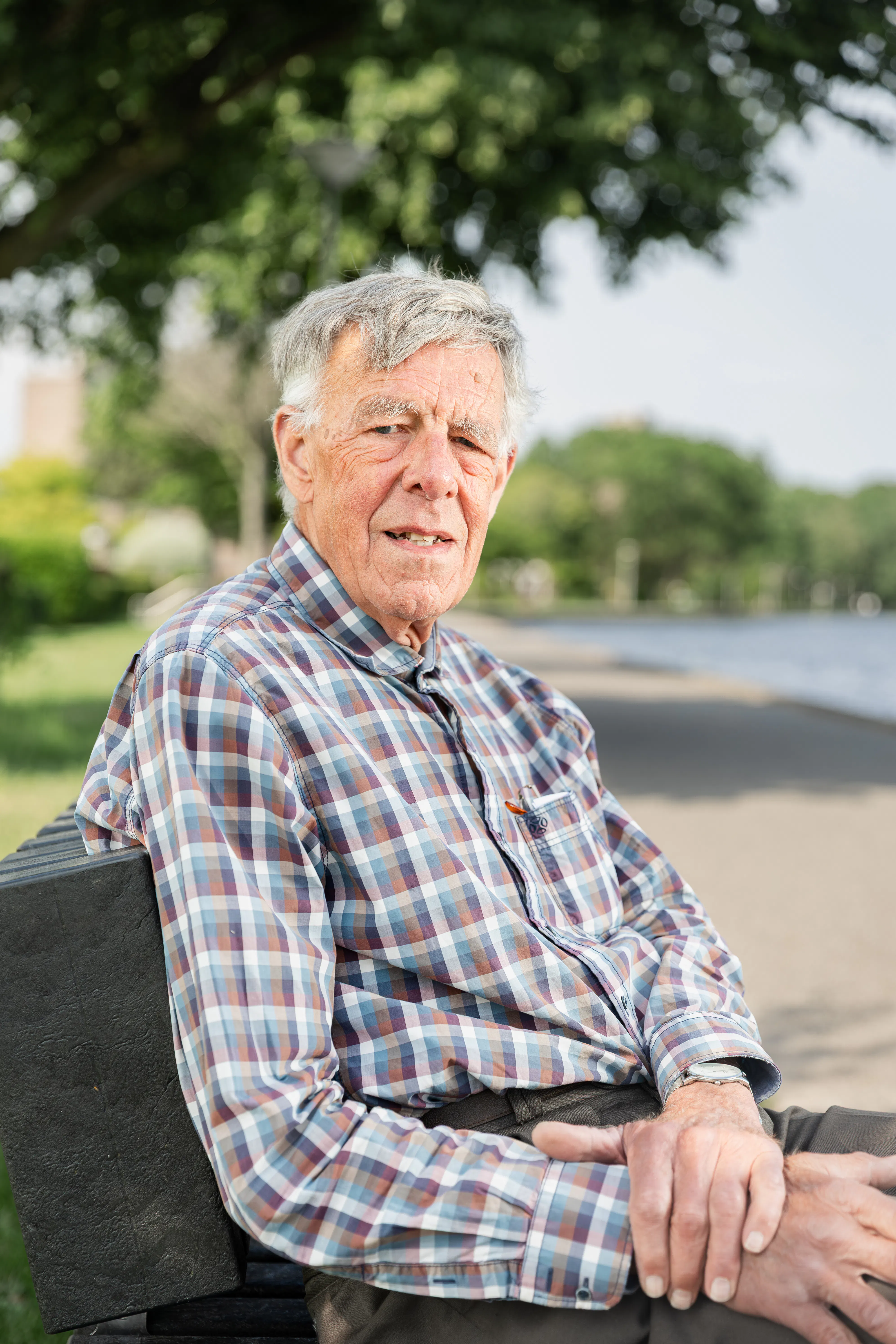 Vrijwilliger Dirk: "Luisteren is belangrijker dan spreken."