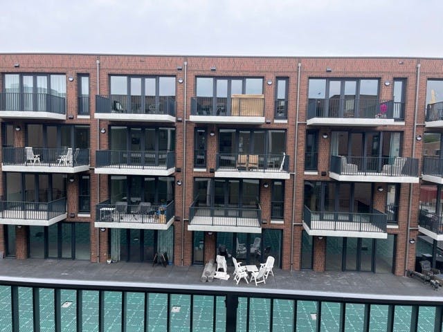 Renovlies behangen en latex spuiten Appartementen complex