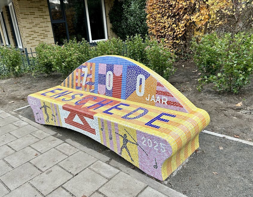 377c6a82-5bf9-4b89-b79e-34b803fa31be