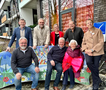 Mozaïekbank “Zonnestraal” in Oldenzaal