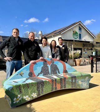 Een bank vol herinneringen – uniek familieproject op Camping Vinkenhof