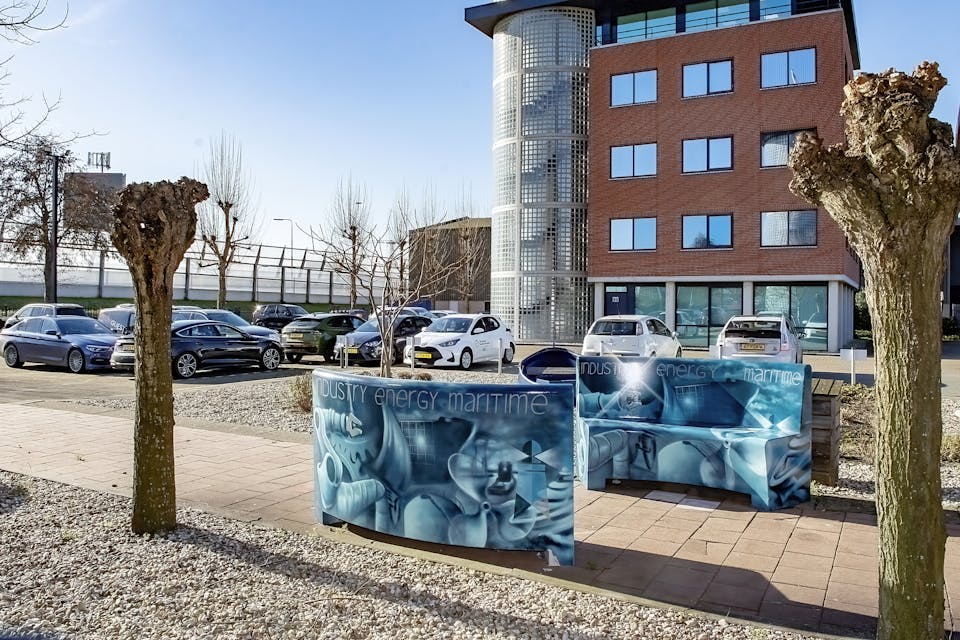 logic-vision-bank-11