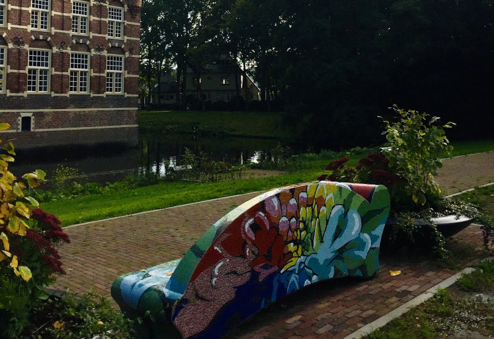 Kleurrijke Gemozaiekte Bank Voor Kasteeltuin Wijchen Luc4me